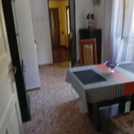 Garsoniera Cu Bucatarie Clara, Iulius Mall شقة